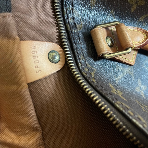 LOUIS VUITTON MONOGRAM SPEEDY 35 - Picture 5 of 11